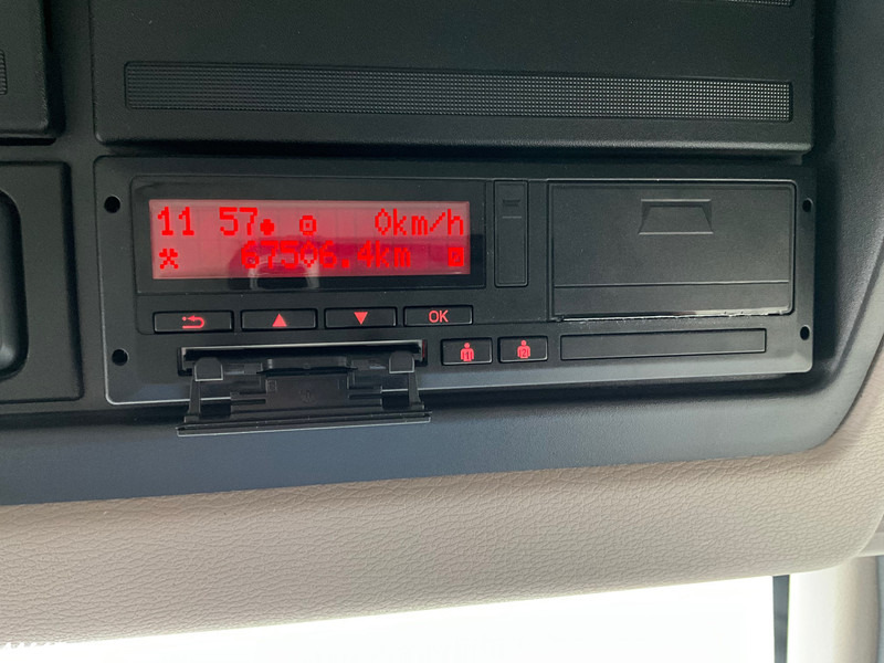 Truk sampah DAF FA LF 230 Euro 6 RHD Terberg 8m³ Just 67.505 Km!: gambar 15 Truk sampah DAF FA LF 230 Euro 6 RHD Terberg 8m³ Just 67.505 Km!: gambar 15