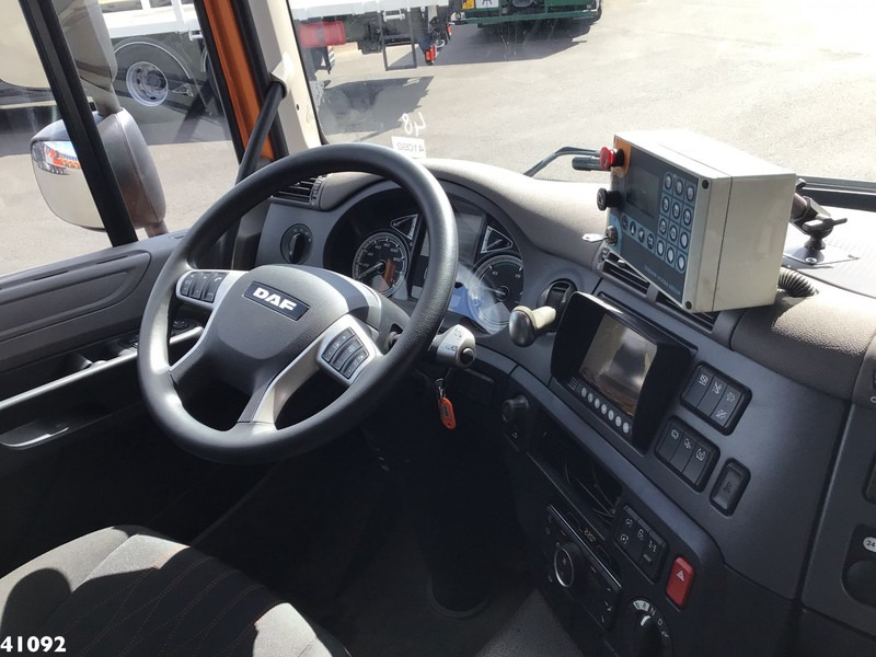 Leasing DAF FAN CF 340 Hiab 23 ton/meter laadkraan Welvaarts weighing system DAF FAN CF 340 Hiab 23 ton/meter laadkraan Welvaarts weighing system: gambar 6 Leasing DAF FAN CF 340 Hiab 23 ton/meter laadkraan Welvaarts weighing system DAF FAN CF 340 Hiab 23 ton/meter laadkraan Welvaarts weighing system: gambar 6