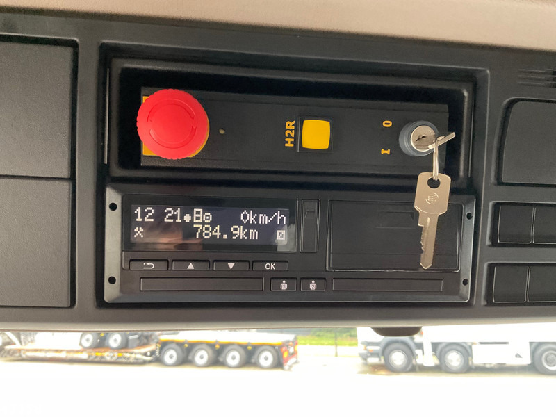 Truk sampah DAF FAN XD 340 Geesink 22m³ Welvaarts weighing system: gambar 19 Truk sampah DAF FAN XD 340 Geesink 22m³ Welvaarts weighing system: gambar 19