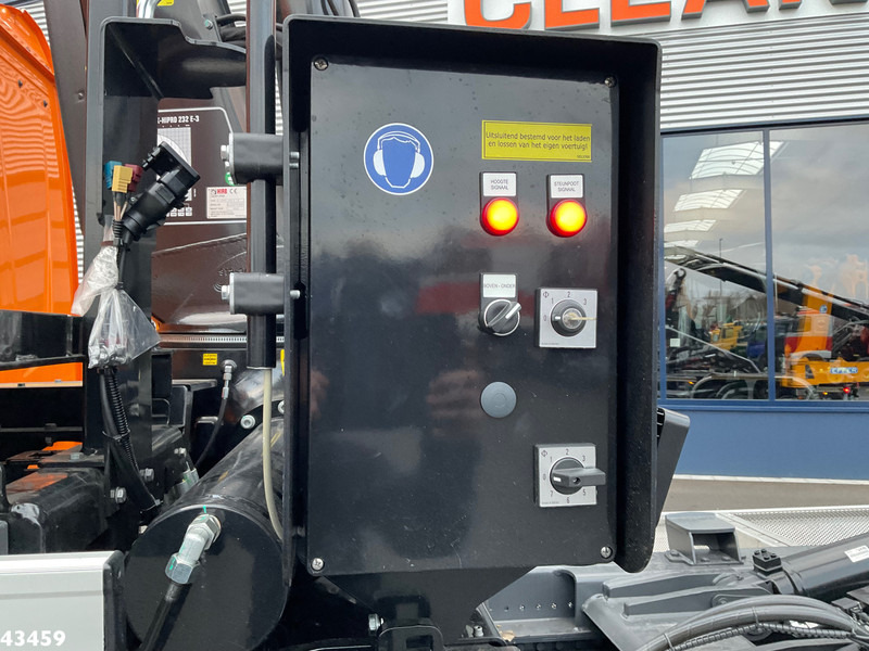 Leasing DAF FAN XD 450 Hiab 23 Tonmeter laadkraan DAF FAN XD 450 Hiab 23 Tonmeter laadkraan: gambar 12 Leasing DAF FAN XD 450 Hiab 23 Tonmeter laadkraan DAF FAN XD 450 Hiab 23 Tonmeter laadkraan: gambar 12