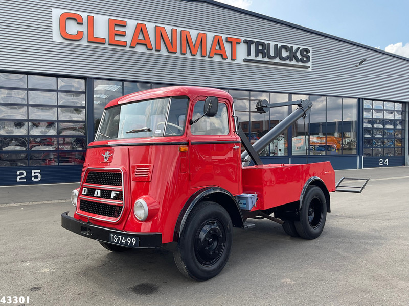 DAF T1300 ''Kikker'' Bergingswagen - Mobil derek: gambar 1 DAF T1300 ''Kikker'' Bergingswagen - Mobil derek: gambar 1
