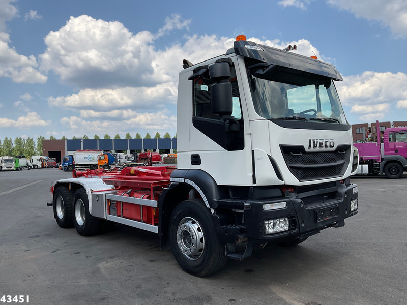 Iveco AD260T 6x4 Euro 6 AJK 20 haakarmsysteem - Hook lift: gambar 3 Iveco AD260T 6x4 Euro 6 AJK 20 haakarmsysteem - Hook lift: gambar 3