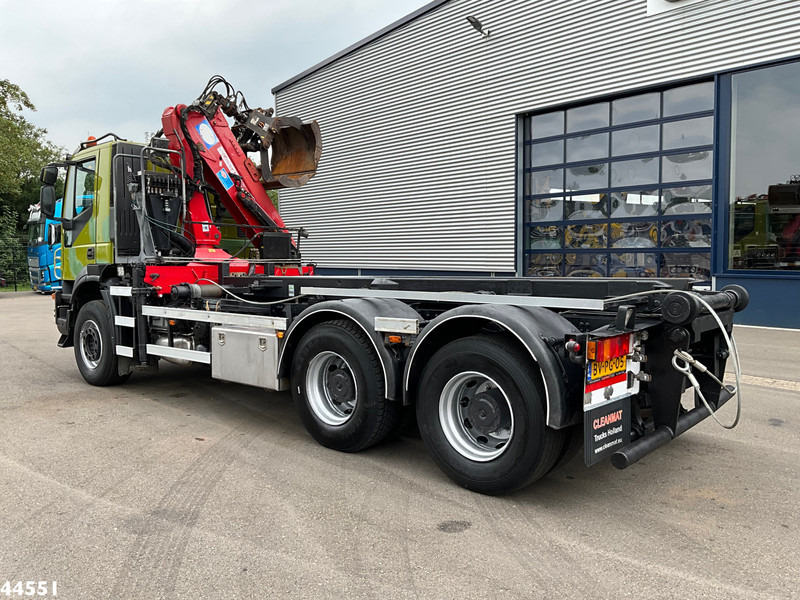 Iveco AD260T41 6x4 HMF 16 Tonmeter Z-kraan - Truk pembawa sistem kabel, Truk derek: gambar 4 Iveco AD260T41 6x4 HMF 16 Tonmeter Z-kraan - Truk pembawa sistem kabel, Truk derek: gambar 4