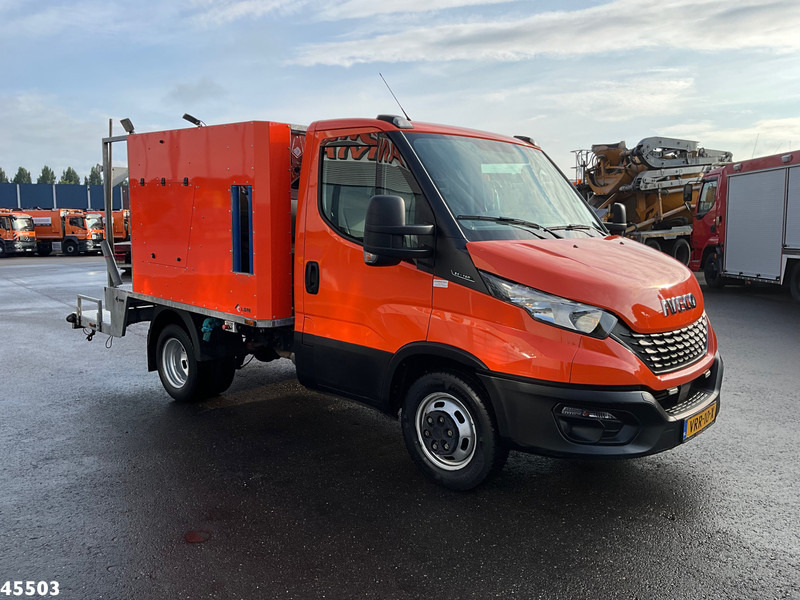 Iveco Daily 35C14 Euro 6 ROM Toilet servicewagen - Truk vakum: gambar 5 Iveco Daily 35C14 Euro 6 ROM Toilet servicewagen - Truk vakum: gambar 5
