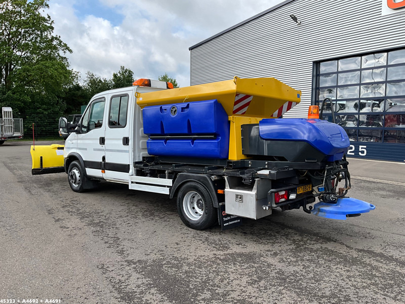 Iveco Daily 70C17 Nido zoutstrooier - Truk bajak salju: gambar 2 Iveco Daily 70C17 Nido zoutstrooier - Truk bajak salju: gambar 2