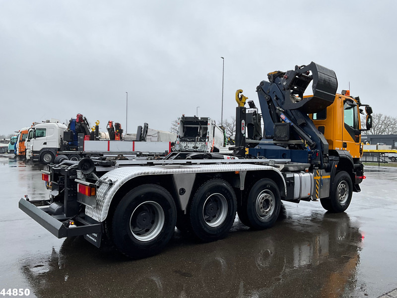Iveco Trakker AD380T41W 8x6 Euro 6 HMF 19 Tonmeter Z-kraan - Hook lift, Truk derek: gambar 4 Iveco Trakker AD380T41W 8x6 Euro 6 HMF 19 Tonmeter Z-kraan - Hook lift, Truk derek: gambar 4
