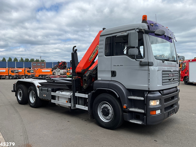 MAN TGA 26.360 6x2 Palfinger 21 Tonmeter laadkraan - Hook lift, Truk derek: gambar 5 MAN TGA 26.360 6x2 Palfinger 21 Tonmeter laadkraan - Hook lift, Truk derek: gambar 5