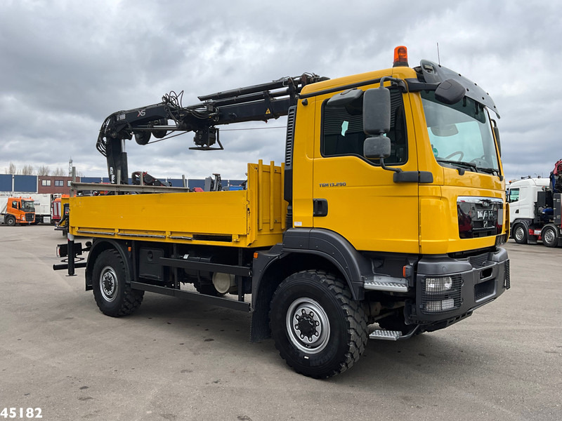 MAN TGM 13.290 4x4 Hiab 9 Tonmeter laadkraan Just 222.472 km! - Truk derek: gambar 5 MAN TGM 13.290 4x4 Hiab 9 Tonmeter laadkraan Just 222.472 km! - Truk derek: gambar 5