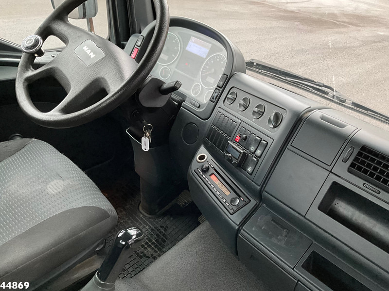 Truk derek MAN TGM 15.290 Klaas 35 meter Dachdecker Kran: gambar 12 Truk derek MAN TGM 15.290 Klaas 35 meter Dachdecker Kran: gambar 12