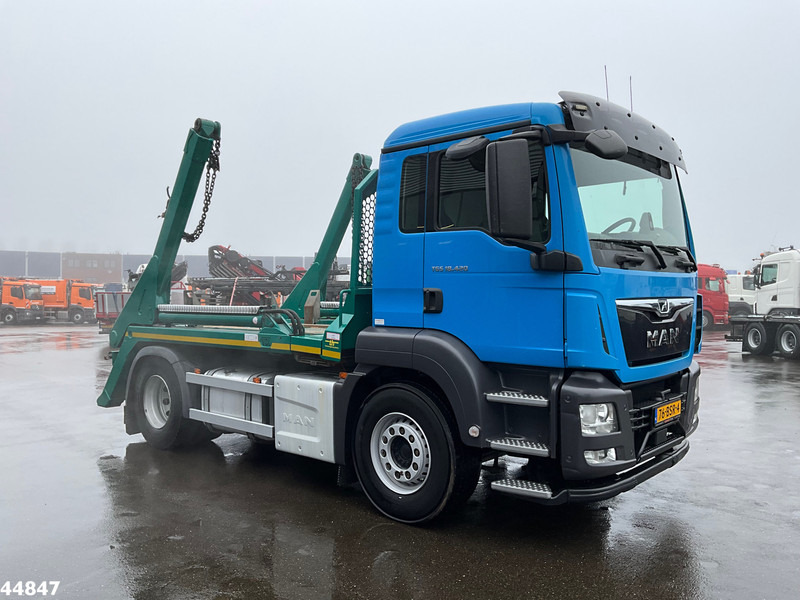 MAN TGS 18.420 Euro 6 Retarder VDL 13 Ton portaalarmsysteem - Truk skip loader: gambar 2 MAN TGS 18.420 Euro 6 Retarder VDL 13 Ton portaalarmsysteem - Truk skip loader: gambar 2