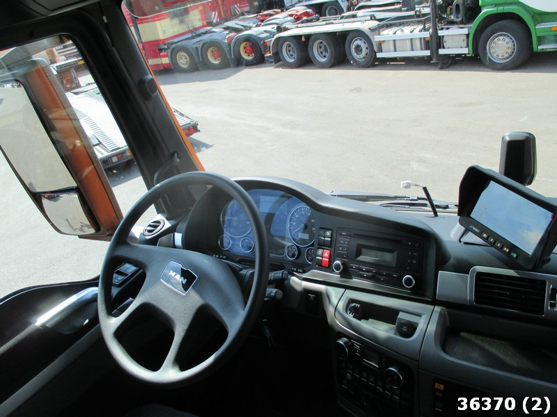 MAN TGS 26.320 Zoeller 22m3 - Truk sampah: gambar 5 MAN TGS 26.320 Zoeller 22m3 - Truk sampah: gambar 5