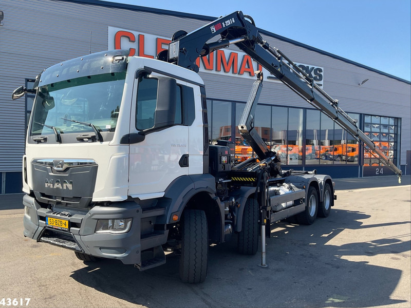 MAN TGS 32.470 8x4 Euro 6 Hiab 22 Tonmeter laadkraan Just 68.765 Km! - Hook lift: gambar 1 MAN TGS 32.470 8x4 Euro 6 Hiab 22 Tonmeter laadkraan Just 68.765 Km! - Hook lift: gambar 1