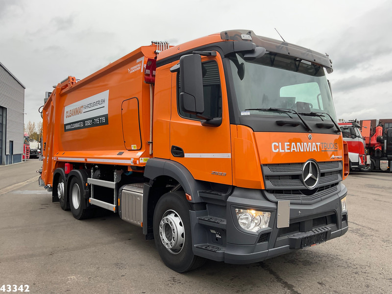 Mercedes-Benz Actros 2533 Terberg RosRoca 21m³ - Truk sampah: gambar 3 Mercedes-Benz Actros 2533 Terberg RosRoca 21m³ - Truk sampah: gambar 3