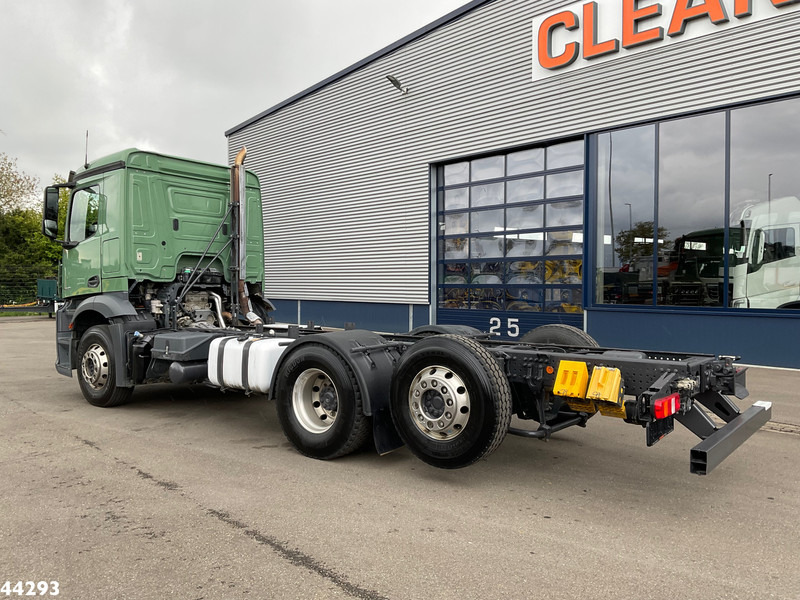 Mercedes-Benz Antos 2545 Euro 6 Chassis Cabine - Truk sasis: gambar 2 Mercedes-Benz Antos 2545 Euro 6 Chassis Cabine - Truk sasis: gambar 2