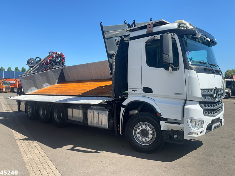 Mercedes-Benz Arocs 3251 8x4 Euro 6 Retarder Palfinger 34 Tonmeter laadkraan + Fly-Jib 2 zijdige kipper Just 146.766 km! - Truk jungkit, Truk derek: gambar 5 Mercedes-Benz Arocs 3251 8x4 Euro 6 Retarder Palfinger 34 Tonmeter laadkraan + Fly-Jib 2 zijdige kipper Just 146.766 km! - Truk jungkit, Truk derek: gambar 5