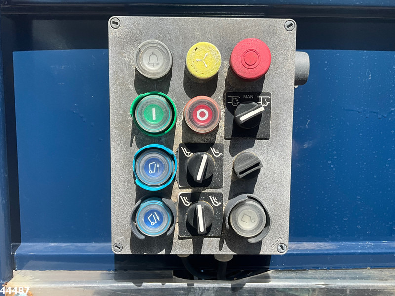 Leasing Mercedes-Benz Atego 1524 Euro 6 Fratelli Mazzocchia 12m² Mercedes-Benz Atego 1524 Euro 6 Fratelli Mazzocchia 12m²: gambar 12