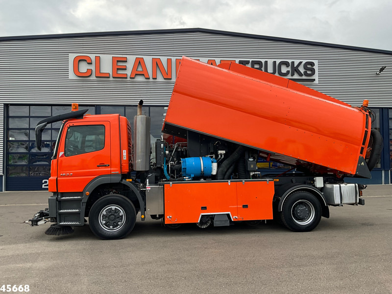 Mercedes-Benz Axor 1833 4x4 Schörling SORF Schienenreinigungs/Railway sweeper Just 38.680 Km! - Penyapu jalan: gambar 2 Mercedes-Benz Axor 1833 4x4 Schörling SORF Schienenreinigungs/Railway sweeper Just 38.680 Km! - Penyapu jalan: gambar 2