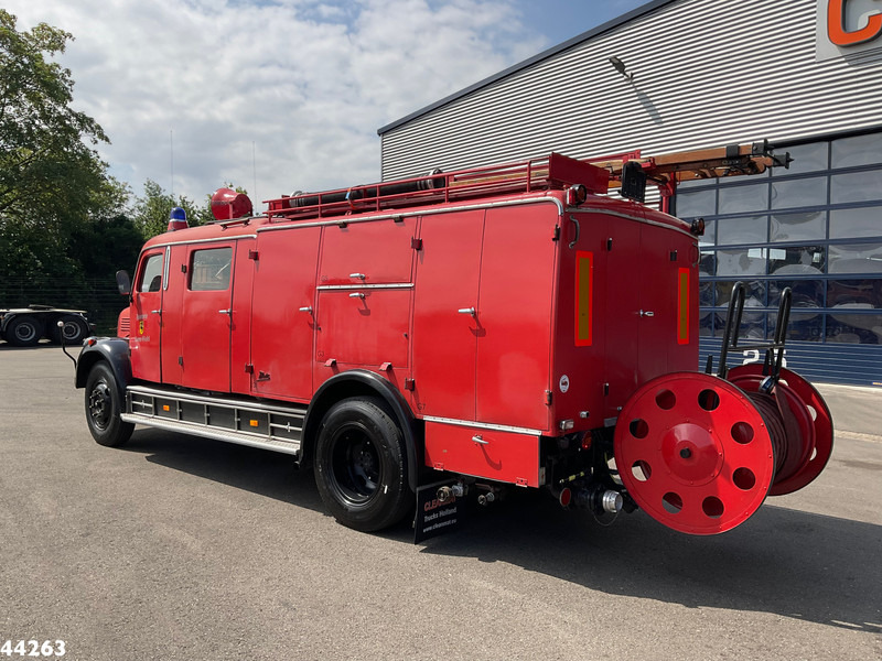 Mercedes-Benz LF 311 Oldtimer Feuerwehrfahrzeug Just 35.940 km! - Truk pemadam kebakaran: gambar 3 Mercedes-Benz LF 311 Oldtimer Feuerwehrfahrzeug Just 35.940 km! - Truk pemadam kebakaran: gambar 3