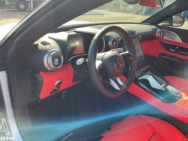 Mobil Mercedes-Benz SL-Klasse 63 AMG 4MATIC+ Roadster: gambar 20 Mobil Mercedes-Benz SL-Klasse 63 AMG 4MATIC+ Roadster: gambar 20