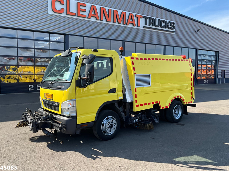 Mitsubishi Canter 7C15 Brock sweeper Just 94.095 km! - Penyapu jalan: gambar 2 Mitsubishi Canter 7C15 Brock sweeper Just 94.095 km! - Penyapu jalan: gambar 2