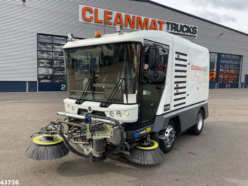 Ravo 540 STH Euro 6 with 3-rd brush - Penyapu jalan: gambar 2 Ravo 540 STH Euro 6 with 3-rd brush - Penyapu jalan: gambar 2