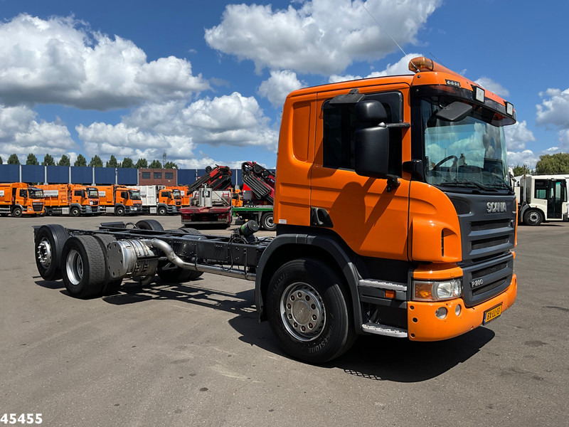 Scania P 280 6x2 Chassis Cabine with PTO Just 218.646 km! - Truk sasis: gambar 5 Scania P 280 6x2 Chassis Cabine with PTO Just 218.646 km! - Truk sasis: gambar 5