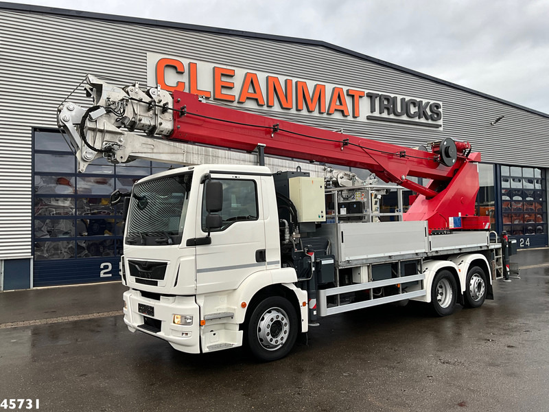 MAN TGM 26.320 Euro 6 Bocker hoogwerker met Jib 46 meter Just 33.833 km! - Truk: gambar 3 MAN TGM 26.320 Euro 6 Bocker hoogwerker met Jib 46 meter Just 33.833 km! - Truk: gambar 3