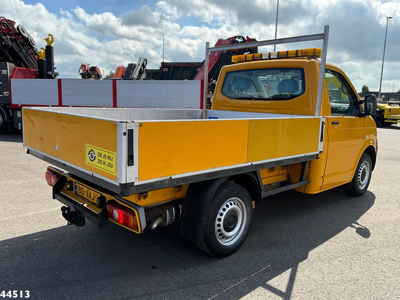 Volkswagen Transporter 2.0 300 Manual - Truk flatbed: gambar 5 Volkswagen Transporter 2.0 300 Manual - Truk flatbed: gambar 5