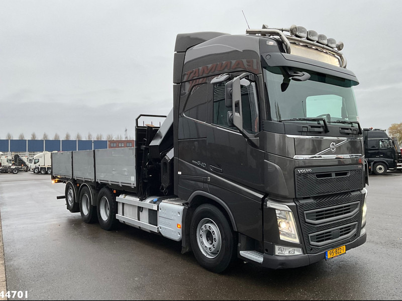 Volvo FH 540 8x4 Euro 6 Hiab 37 Tonmeter laadkraan - Truk derek: gambar 5 Volvo FH 540 8x4 Euro 6 Hiab 37 Tonmeter laadkraan - Truk derek: gambar 5