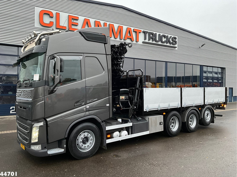 Volvo FH 540 8x4 Euro 6 Hiab 37 Tonmeter laadkraan - Truk derek: gambar 2 Volvo FH 540 8x4 Euro 6 Hiab 37 Tonmeter laadkraan - Truk derek: gambar 2