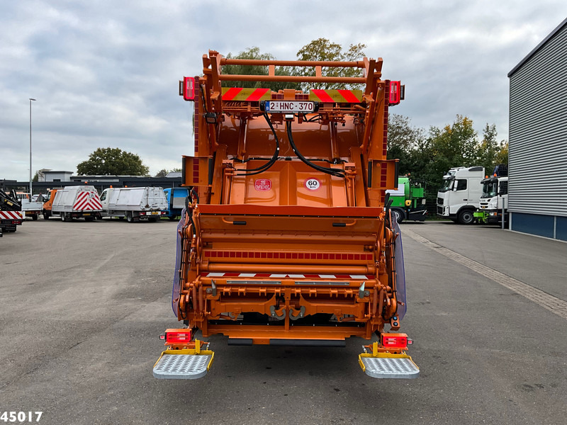 Truk sampah Volvo FL 250 VDK 9m³: gambar 6 Truk sampah Volvo FL 250 VDK 9m³: gambar 6