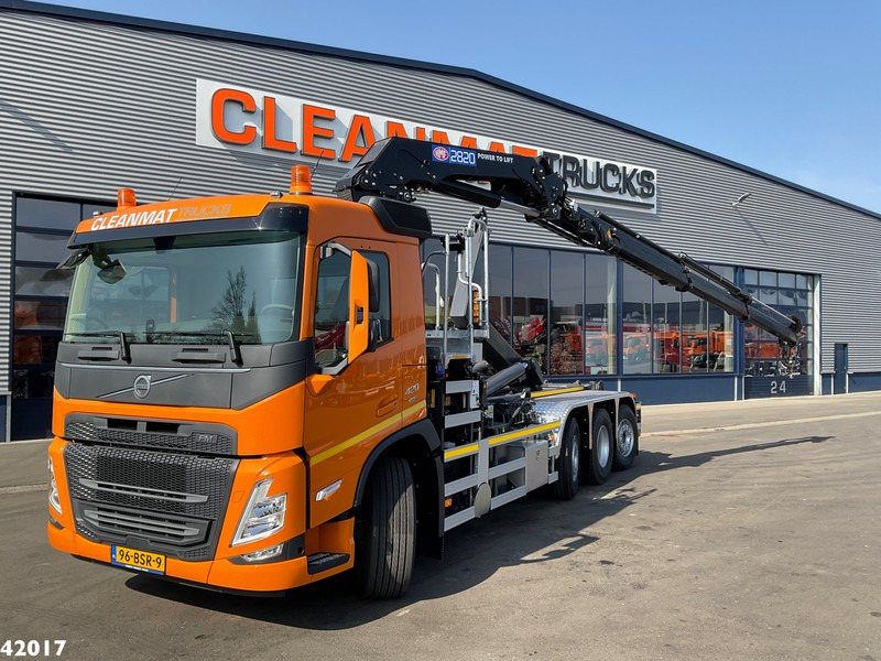 Volvo FM 420 8x2 HMF 28 Tonmeter laadkraan - Hook lift, Truk derek: gambar 1 Volvo FM 420 8x2 HMF 28 Tonmeter laadkraan - Hook lift, Truk derek: gambar 1