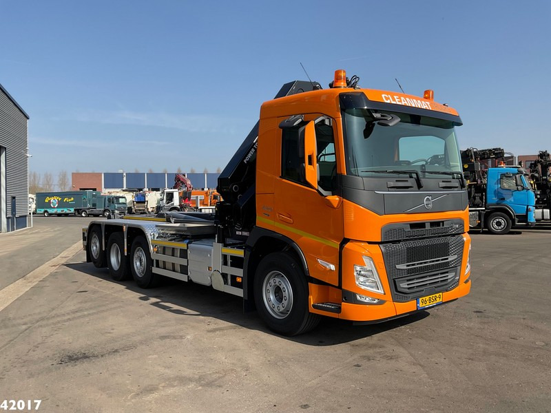 Volvo FM 420 8x2 HMF 28 Tonmeter laadkraan - Hook lift, Truk derek: gambar 5 Volvo FM 420 8x2 HMF 28 Tonmeter laadkraan - Hook lift, Truk derek: gambar 5