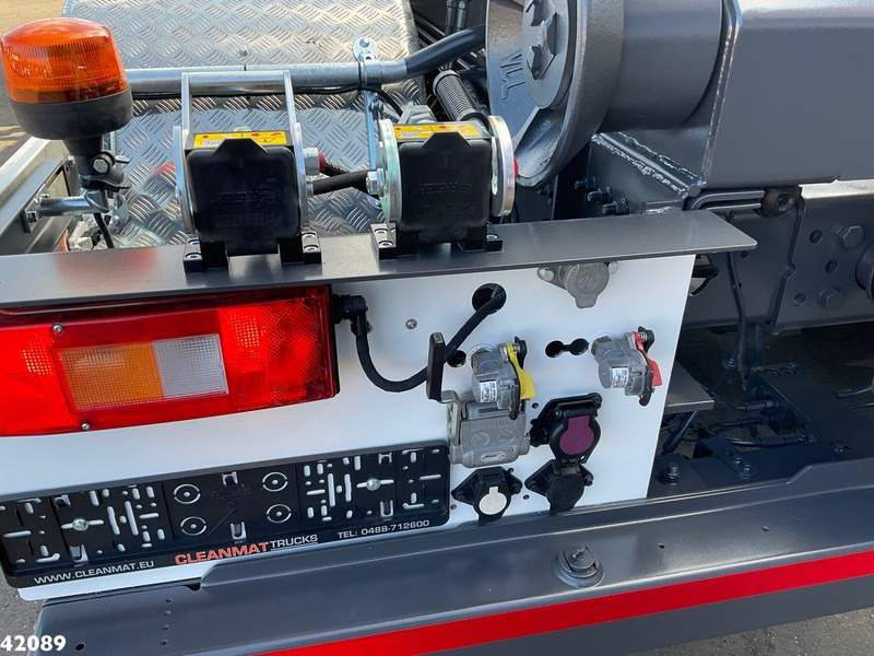 Hook lift, Truk derek Volvo FM 430 HMF 23 ton/meter laadkraan: gambar 7