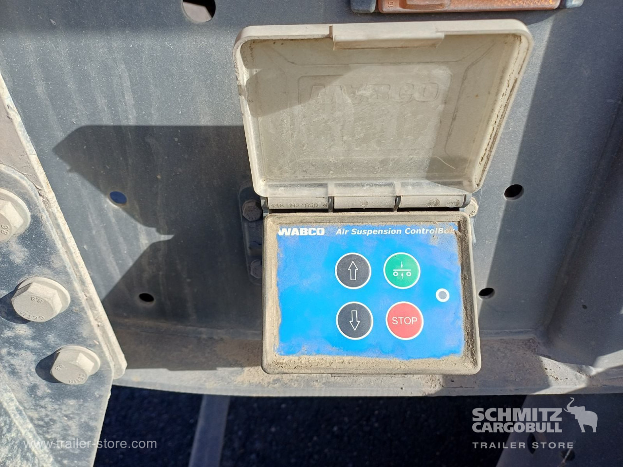 LANGENDORF Auflieger Kipper Stahlrundmulde 24m³ - Semi-trailer jungkit: gambar 2 LANGENDORF Auflieger Kipper Stahlrundmulde 24m³ - Semi-trailer jungkit: gambar 2