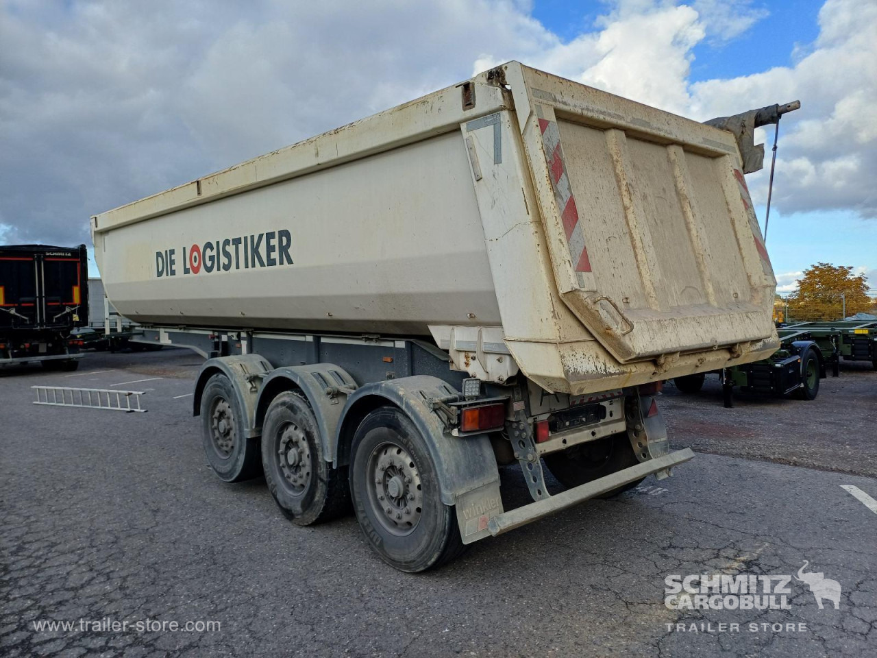 LANGENDORF Auflieger Kipper Stahlrundmulde 24m³ - Semi-trailer jungkit: gambar 4 LANGENDORF Auflieger Kipper Stahlrundmulde 24m³ - Semi-trailer jungkit: gambar 4