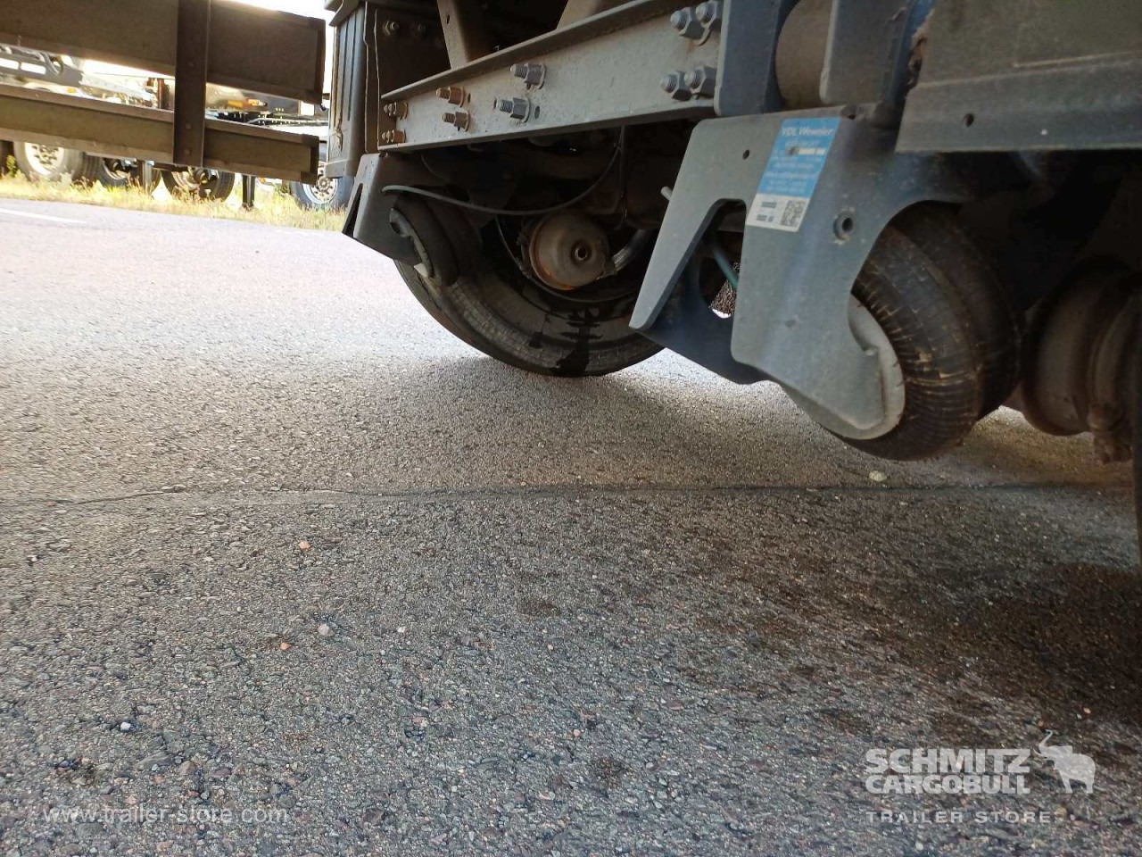 SCHMITZ Auflieger Curtainsider Standard - Semi-trailer dengan terpal samping: gambar 5 SCHMITZ Auflieger Curtainsider Standard - Semi-trailer dengan terpal samping: gambar 5