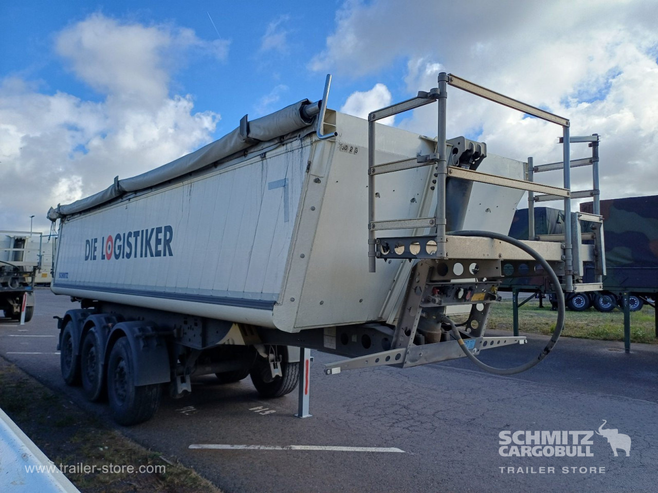 SCHMITZ Auflieger Kipper Alukastenmulde 24m³ - Semi-trailer jungkit: gambar 1 SCHMITZ Auflieger Kipper Alukastenmulde 24m³ - Semi-trailer jungkit: gambar 1