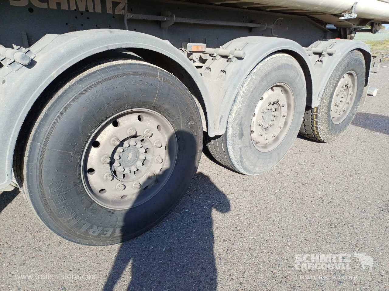 SCHMITZ Auflieger Kipper Alukastenmulde 24m³ - Semi-trailer jungkit: gambar 2 SCHMITZ Auflieger Kipper Alukastenmulde 24m³ - Semi-trailer jungkit: gambar 2