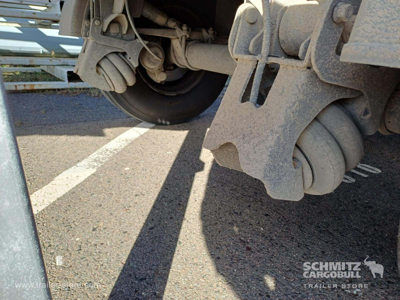 SCHMITZ Auflieger Kipper Alukastenmulde 24m³ - Semi-trailer jungkit: gambar 3 SCHMITZ Auflieger Kipper Alukastenmulde 24m³ - Semi-trailer jungkit: gambar 3