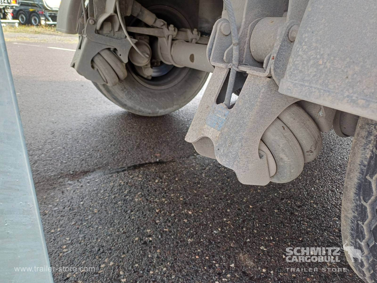 SCHMITZ Auflieger Kipper Alukastenmulde 24m³ - Semi-trailer jungkit: gambar 3 SCHMITZ Auflieger Kipper Alukastenmulde 24m³ - Semi-trailer jungkit: gambar 3