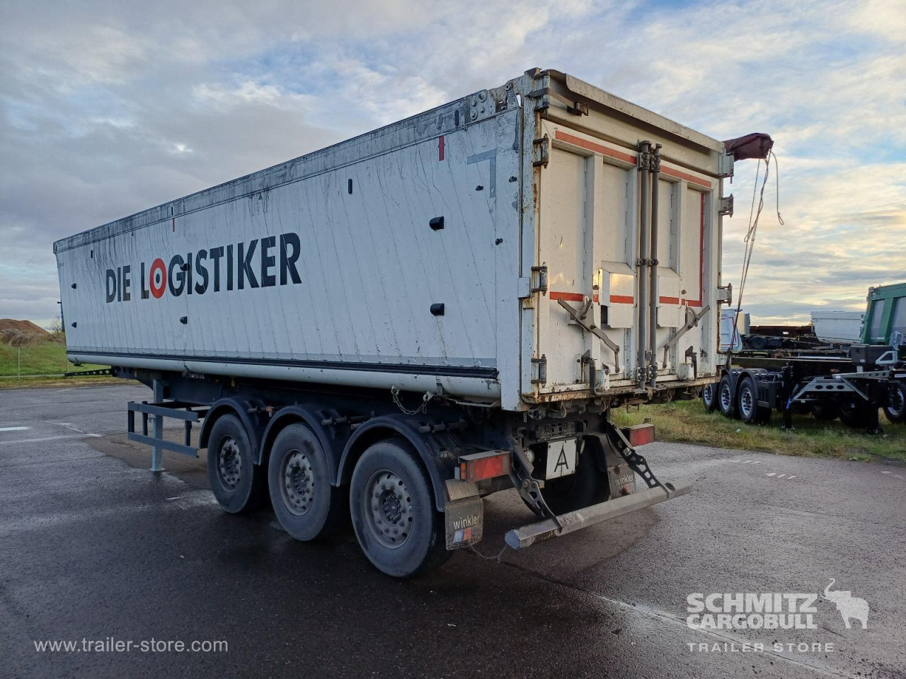 SCHMITZ Auflieger Kipper Alukastenmulde 44m³ - Semi-trailer jungkit: gambar 4 SCHMITZ Auflieger Kipper Alukastenmulde 44m³ - Semi-trailer jungkit: gambar 4