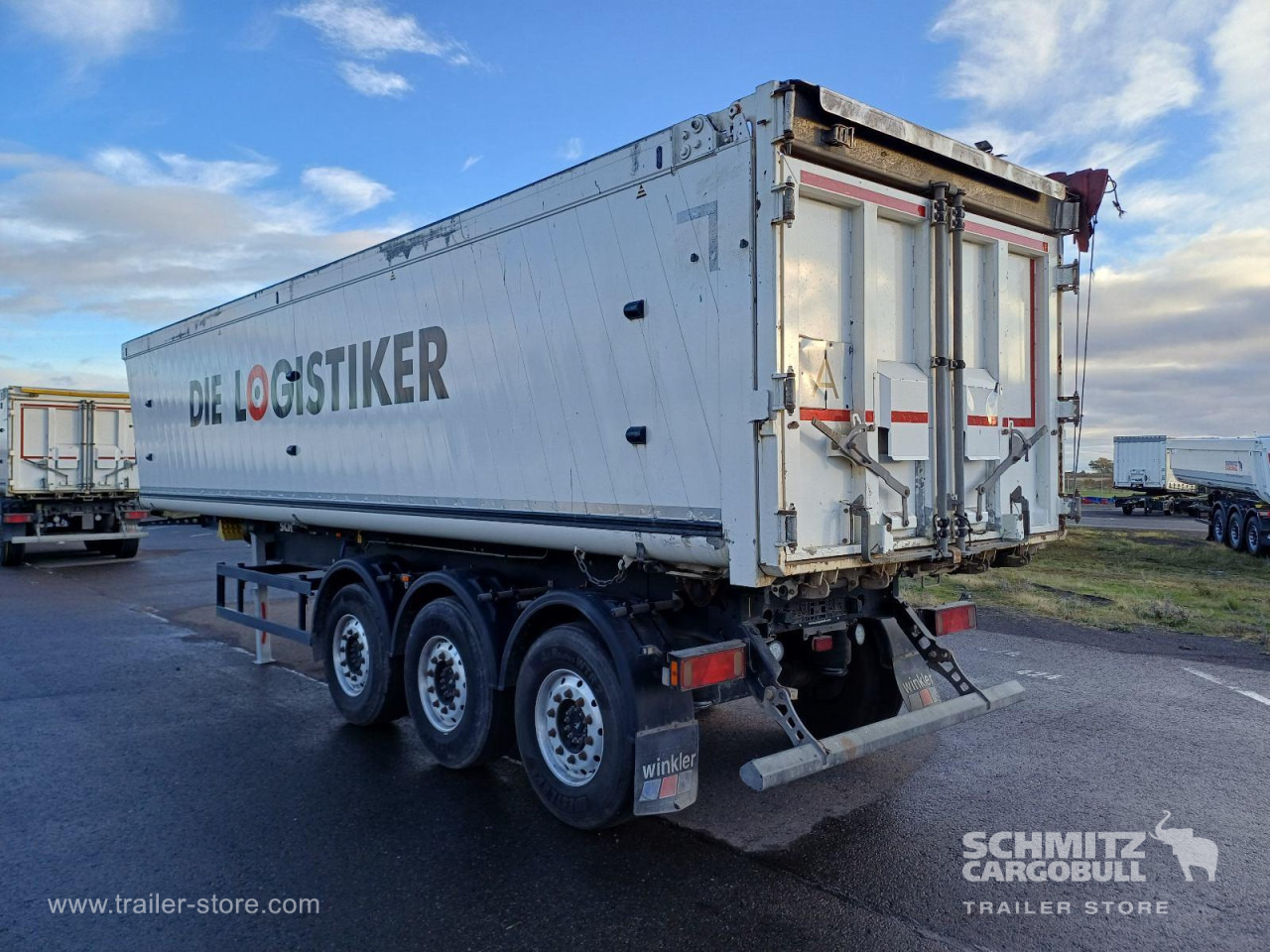 SCHMITZ Auflieger Kipper Alukastenmulde 44m³ - Semi-trailer jungkit: gambar 4 SCHMITZ Auflieger Kipper Alukastenmulde 44m³ - Semi-trailer jungkit: gambar 4