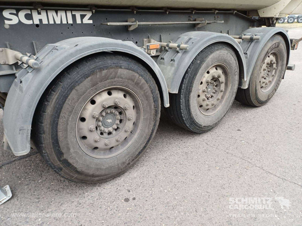 SCHMITZ Auflieger Kipper Stahlrundmulde 24m³ - Semi-trailer jungkit: gambar 2 SCHMITZ Auflieger Kipper Stahlrundmulde 24m³ - Semi-trailer jungkit: gambar 2
