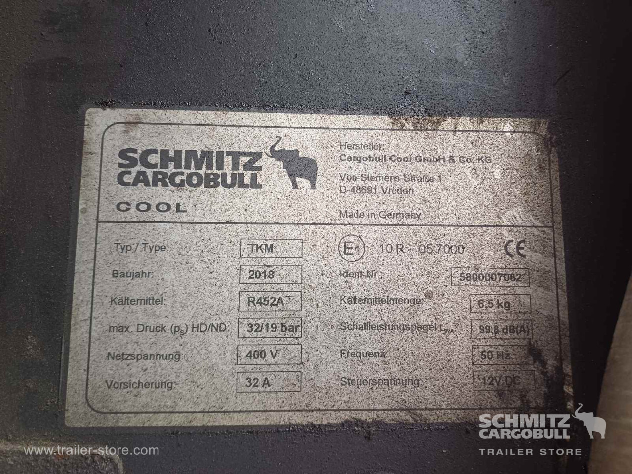 SCHMITZ Auflieger Tiefkühler Standard Double deck - Semi-trailer isotermal: gambar 5 SCHMITZ Auflieger Tiefkühler Standard Double deck - Semi-trailer isotermal: gambar 5