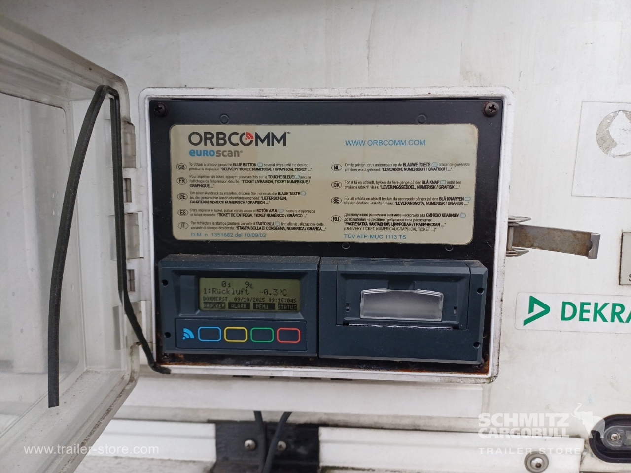 SCHMITZ Auflieger Tiefkühler Standard Double deck - Semi-trailer isotermal: gambar 4 SCHMITZ Auflieger Tiefkühler Standard Double deck - Semi-trailer isotermal: gambar 4