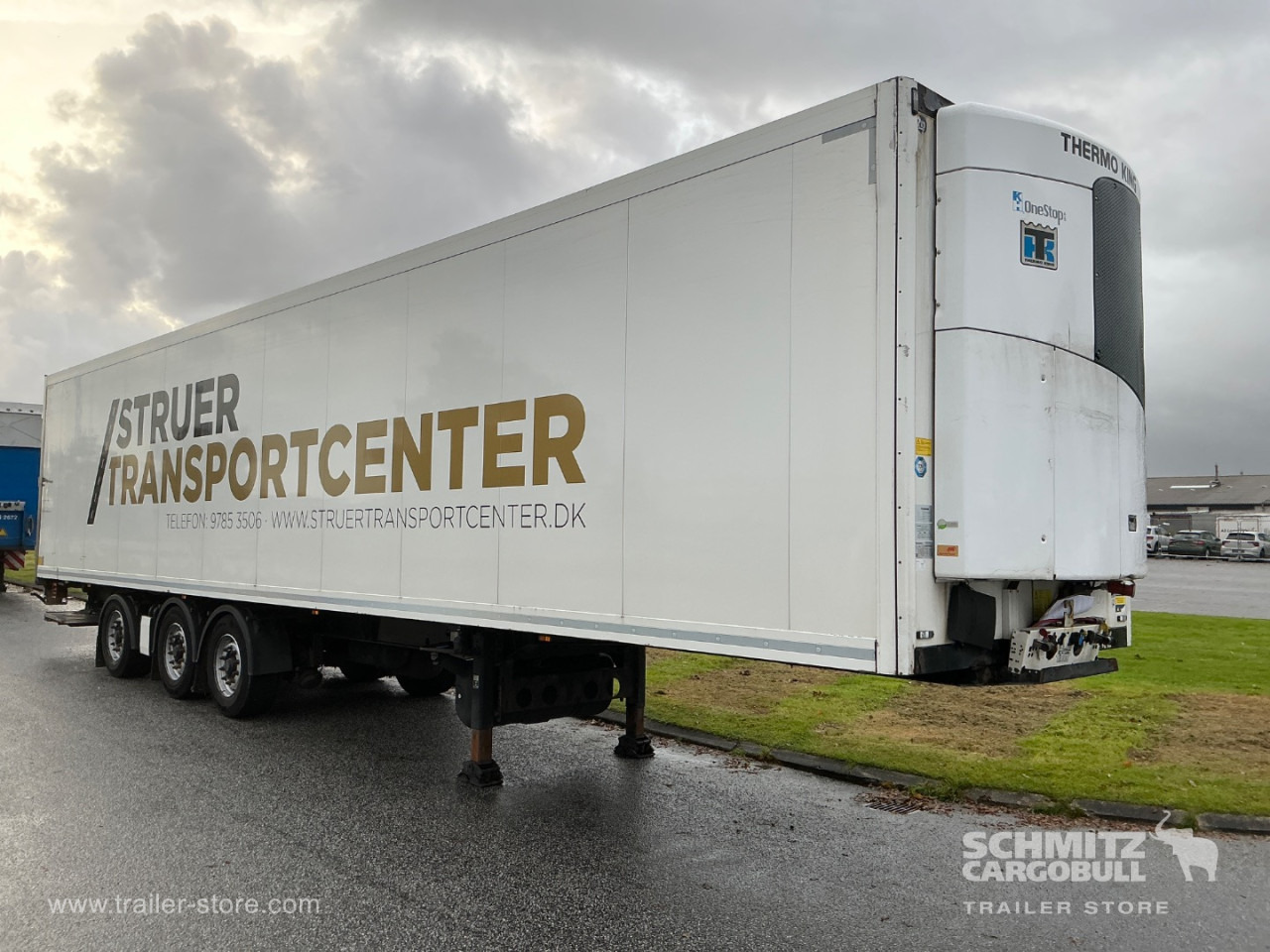 KRONE Reefer Standard Taillift - Semi-trailer isotermal: gambar 1 KRONE Reefer Standard Taillift - Semi-trailer isotermal: gambar 1