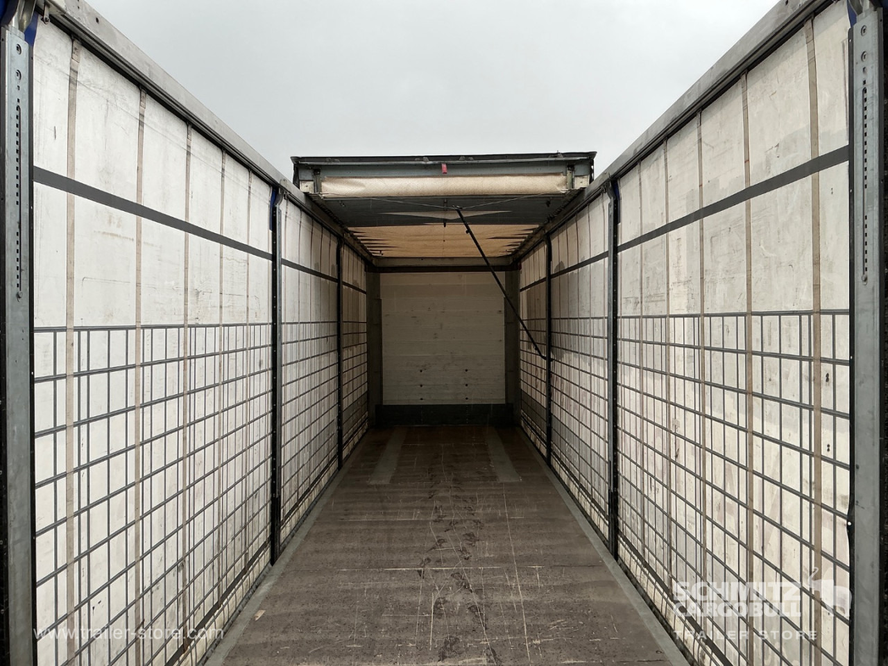 SCHMITZ Curtainsider Standard - Semi-trailer dengan terpal samping: gambar 5 SCHMITZ Curtainsider Standard - Semi-trailer dengan terpal samping: gambar 5