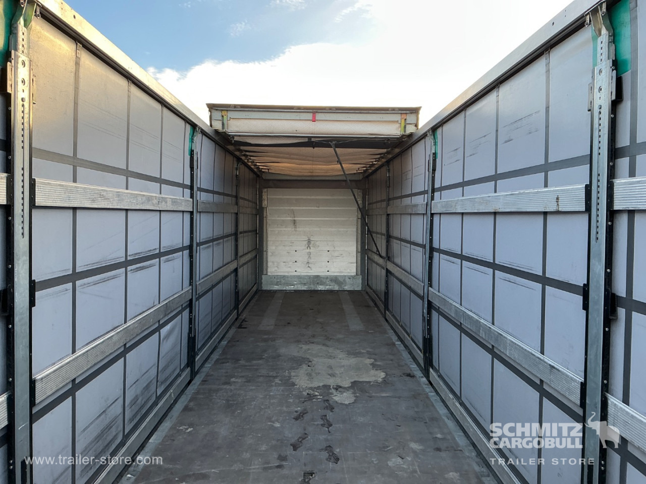 SCHMITZ Curtainsider Standard , Folding wall right - Semi-trailer dengan terpal samping: gambar 5 SCHMITZ Curtainsider Standard , Folding wall right - Semi-trailer dengan terpal samping: gambar 5