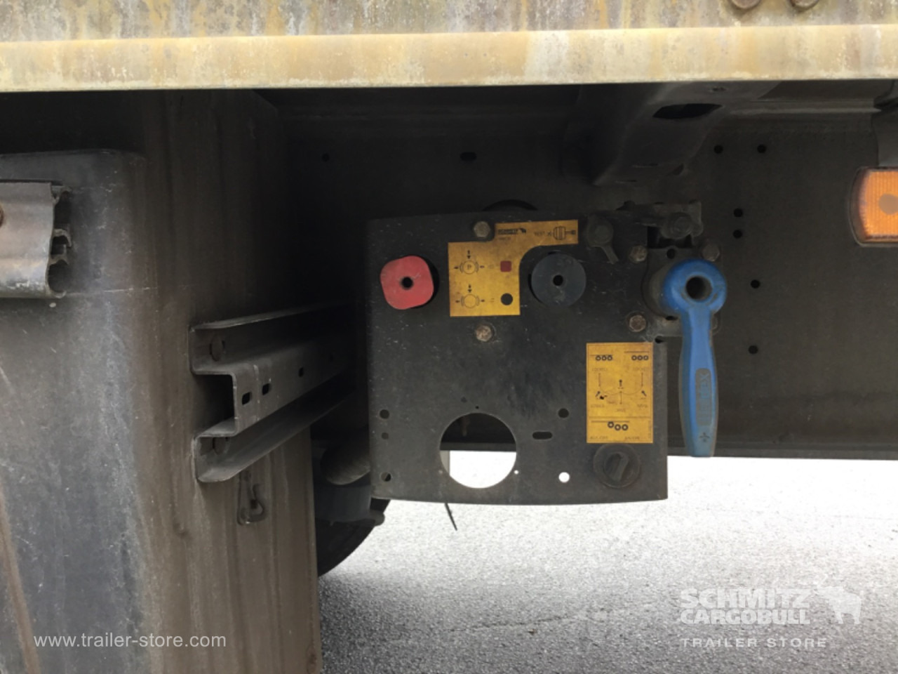 SCHMITZ Dryfreight Standard - Semi-trailer kotak tertutup: gambar 5 SCHMITZ Dryfreight Standard - Semi-trailer kotak tertutup: gambar 5